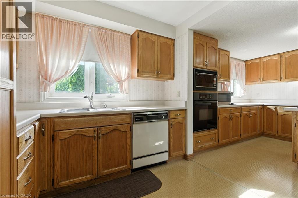 18 Jasper Drive, Stoney Creek, Ontario  L8G 2S7 - Photo 9 - 40766667
