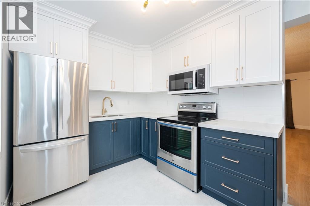 1055 Shawnmarr Road Unit# 85, Mississauga, Ontario  L5H 3V2 - Photo 3 - 40769305