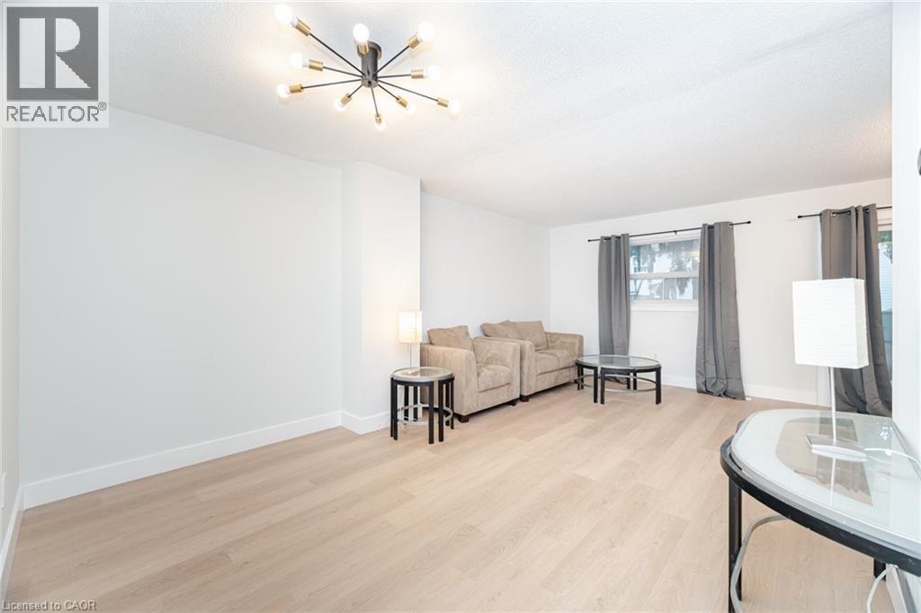 1055 Shawnmarr Road Unit# 85, Mississauga, Ontario  L5H 3V2 - Photo 8 - 40769305