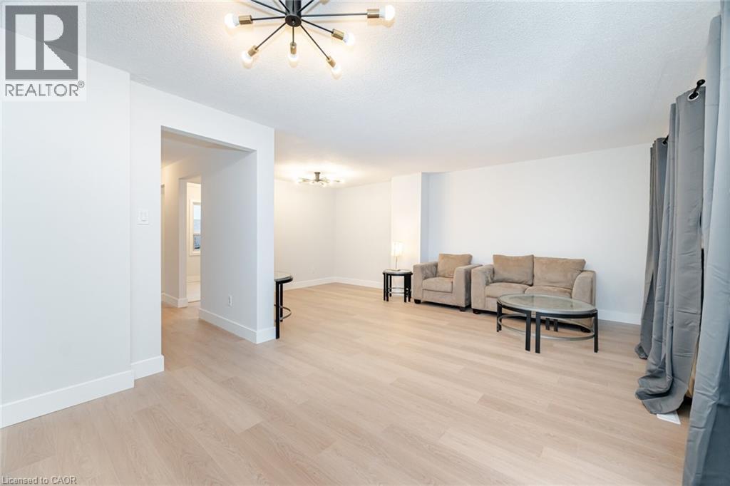 1055 Shawnmarr Road Unit# 85, Mississauga, Ontario  L5H 3V2 - Photo 5 - 40769305
