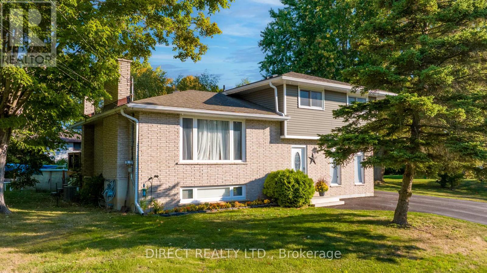 15 LEA AVENUE, Quinte West, Ontario