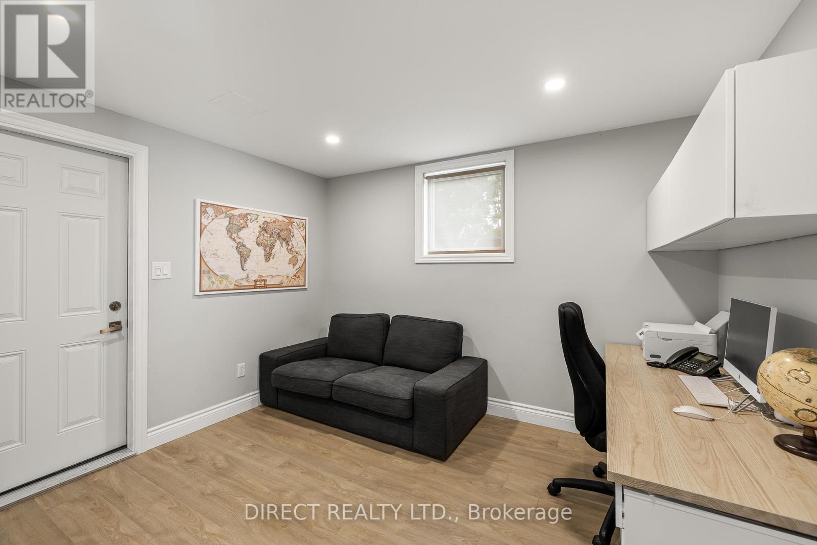 15 Lea Avenue, Quinte West, Ontario  K8R 1G2 - Photo 4 - X12401604