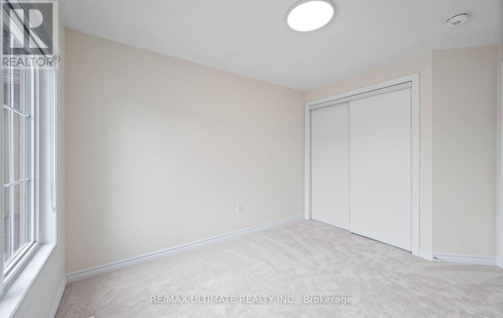 117 Molozzi Street, Erin, Ontario  N0B 1T0 - Photo 35 - X12401558