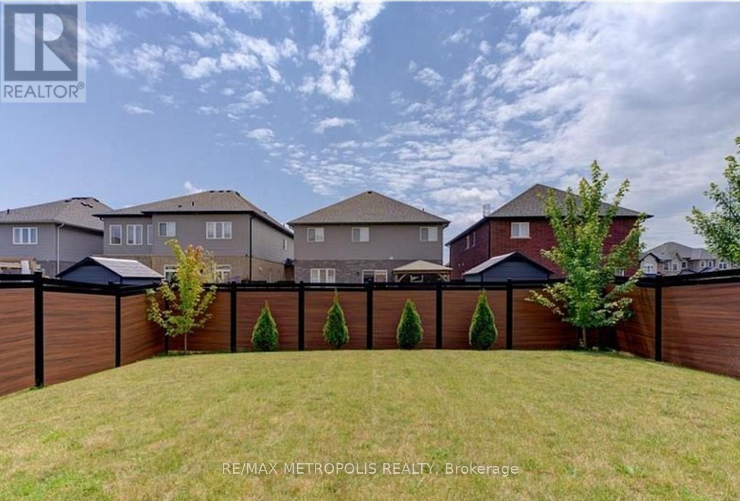 51 Cittadella Boulevard, Hamilton, Ontario  L0R 1P0 - Photo 11 - X12401575