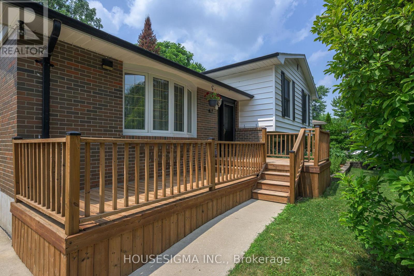 47 Scotchpine Crescent E, London North, Ontario  N6G 2E1 - Photo 3 - X12401593