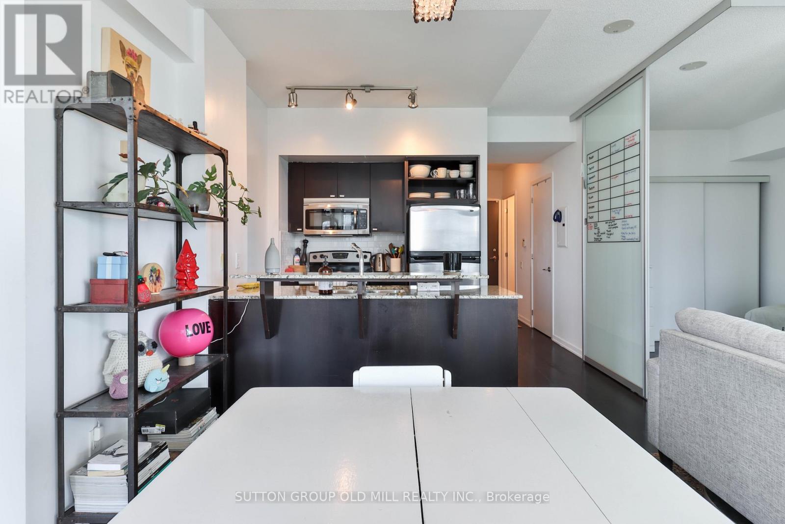 2210 - 103 The Queensway, Toronto, Ontario  M6S 5B3 - Photo 16 - W12401591