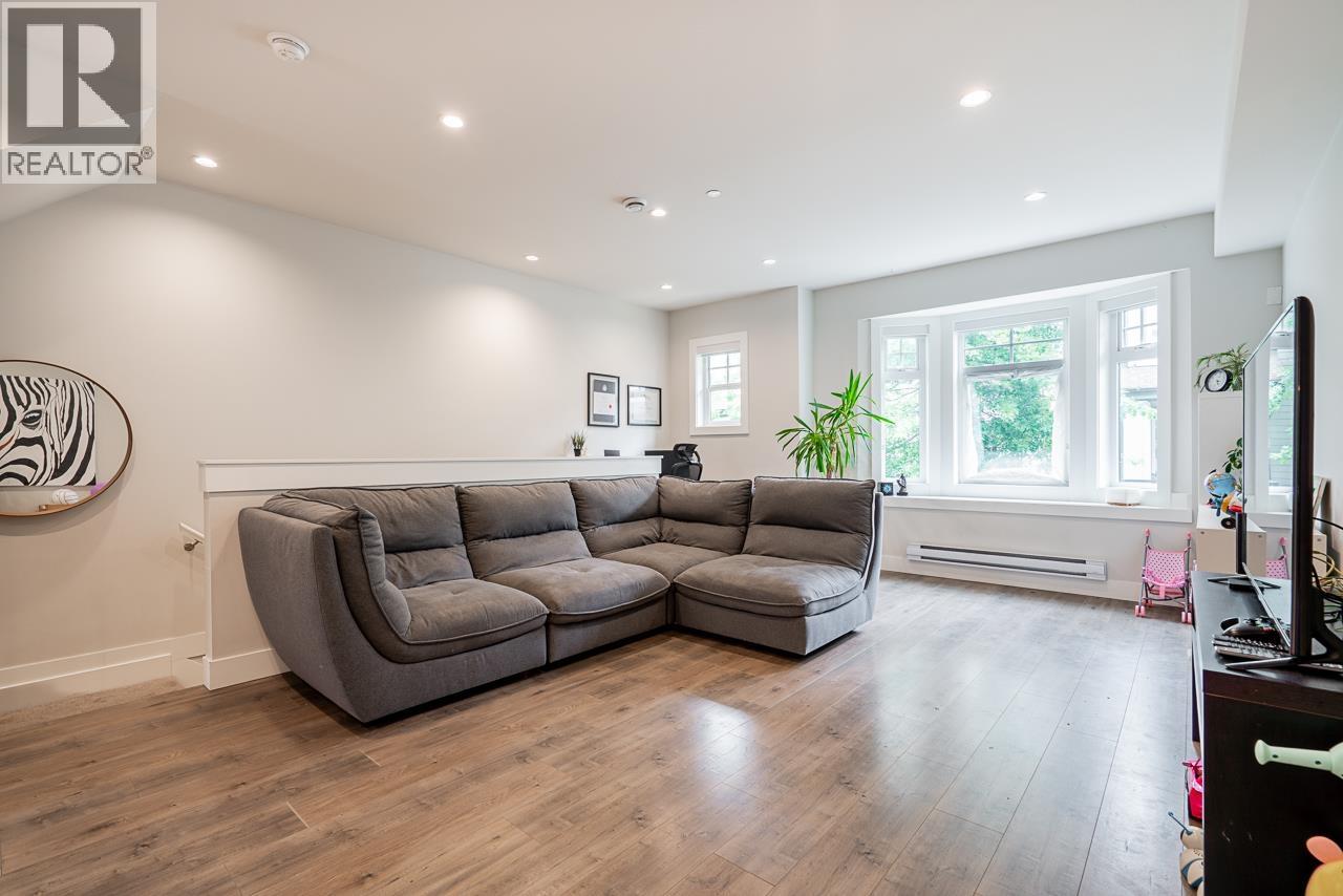 26 189 Wood Street, New Westminster, British Columbia  V3M 0L7 - Photo 2 - R3047209