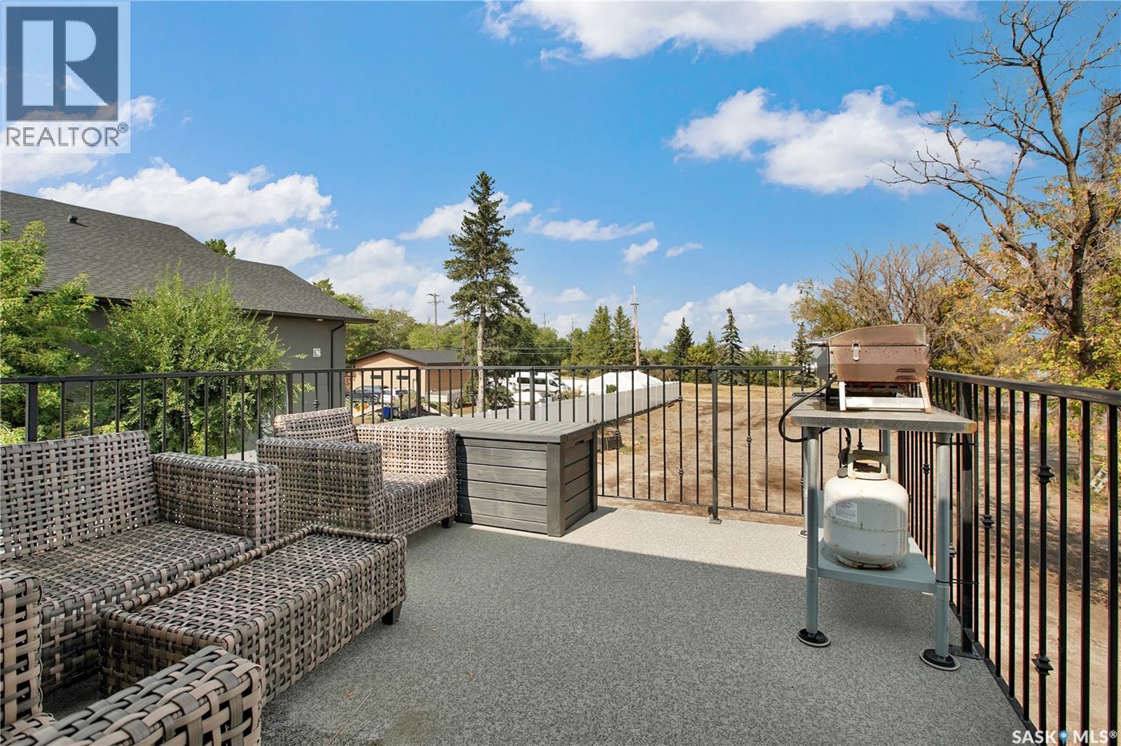 3102 Caen Street, Saskatoon, Saskatchewan  S7M 3N5 - Photo 3 - SK018226