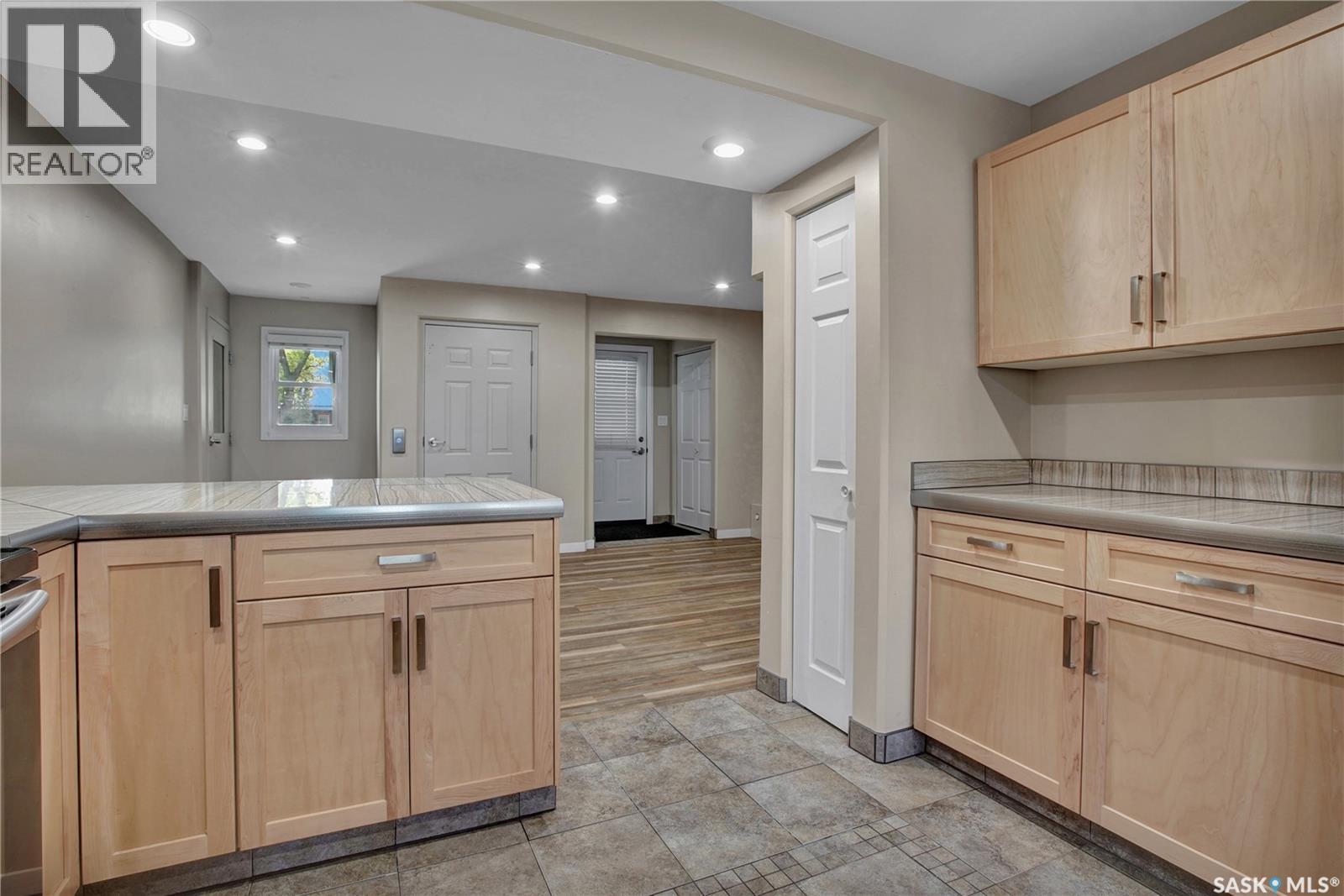 3102 Caen Street, Saskatoon, Saskatchewan  S7M 3N5 - Photo 6 - SK018226