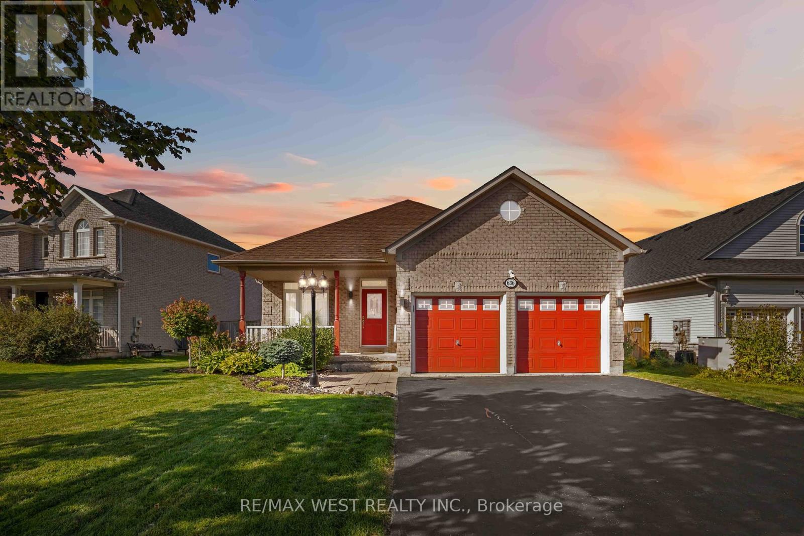 Property at 636 FAYWOOD CRESCENT image 1