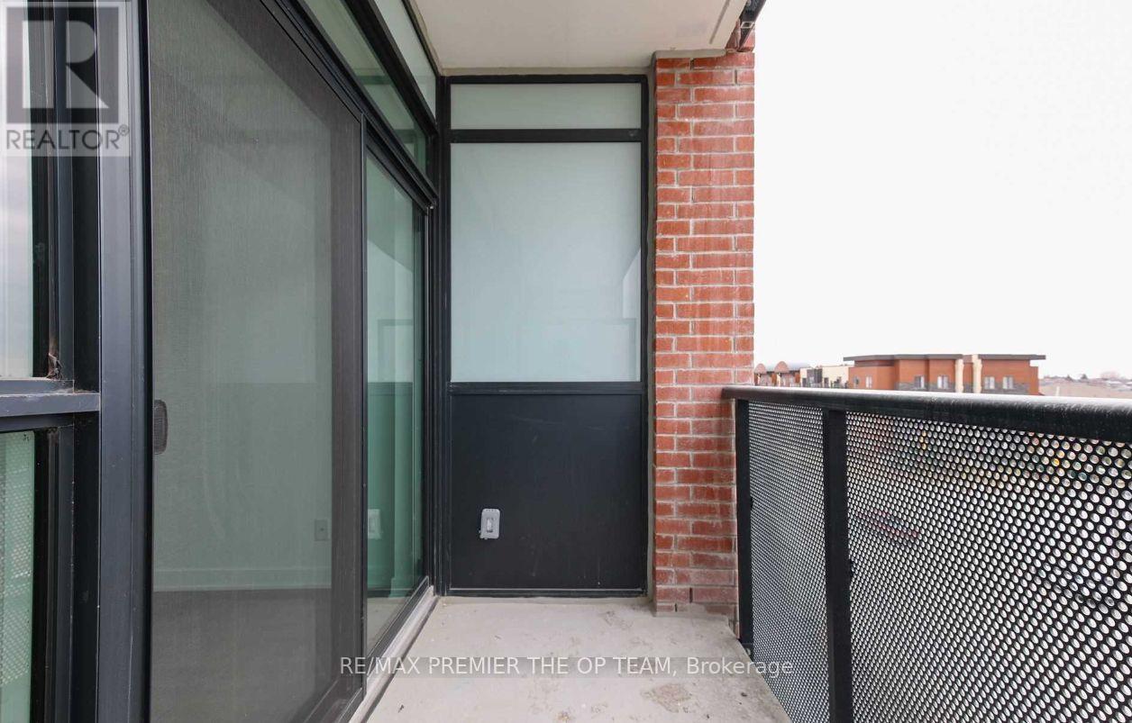416 - 681 Yonge Street, Barrie (Painswick South), Ontario  L9J 0K1 - Photo 16 - S12401602