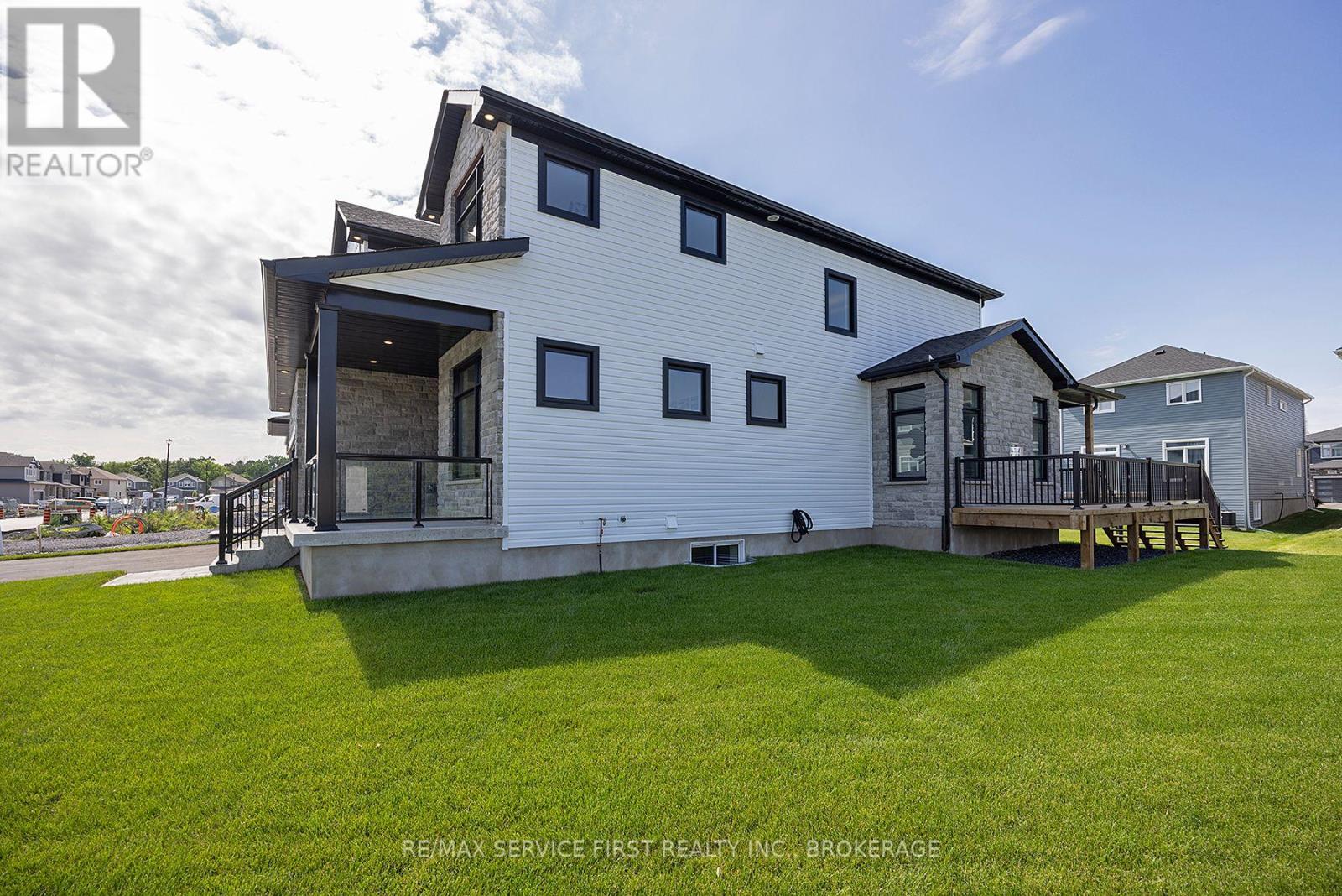 Property at 1700 MONICA DRIVE image 4