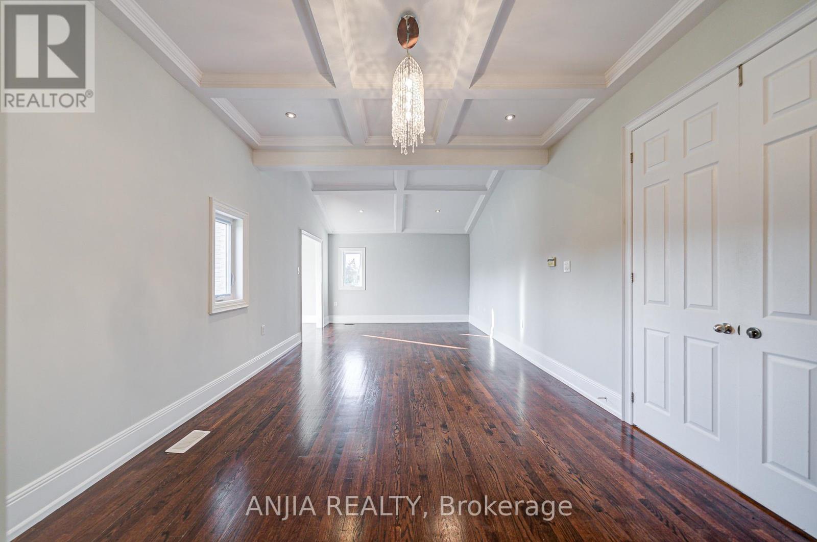 44 Bellini Avenue, Brampton, Ontario  L6P 0E2 - Photo 17 - W12396056