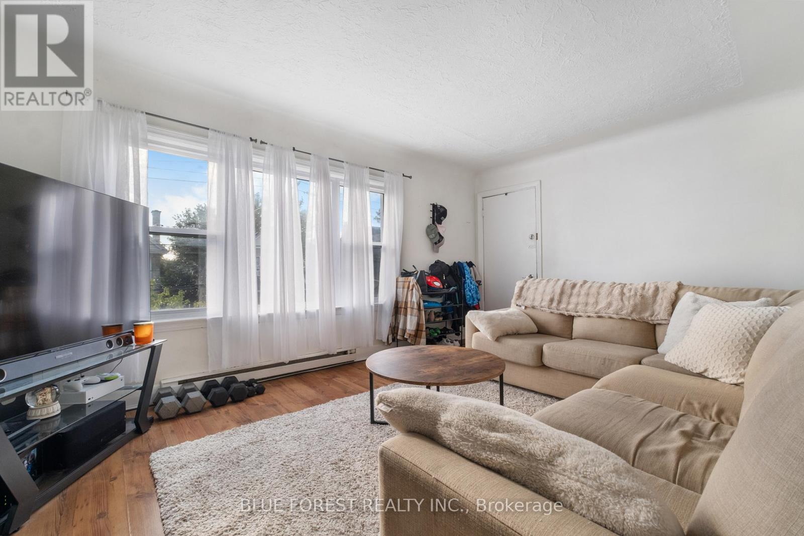 464 Ontario Street, London East, Ontario  N5W 3X2 - Photo 6 - X12401637