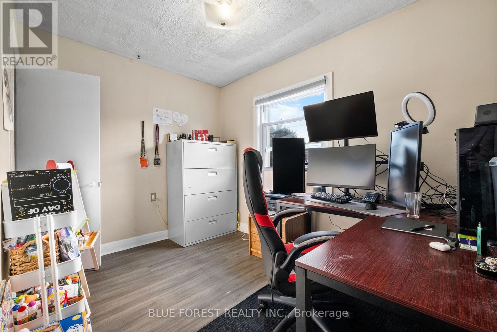 464 Ontario Street, London East, Ontario  N5W 3X2 - Photo 7 - X12401637