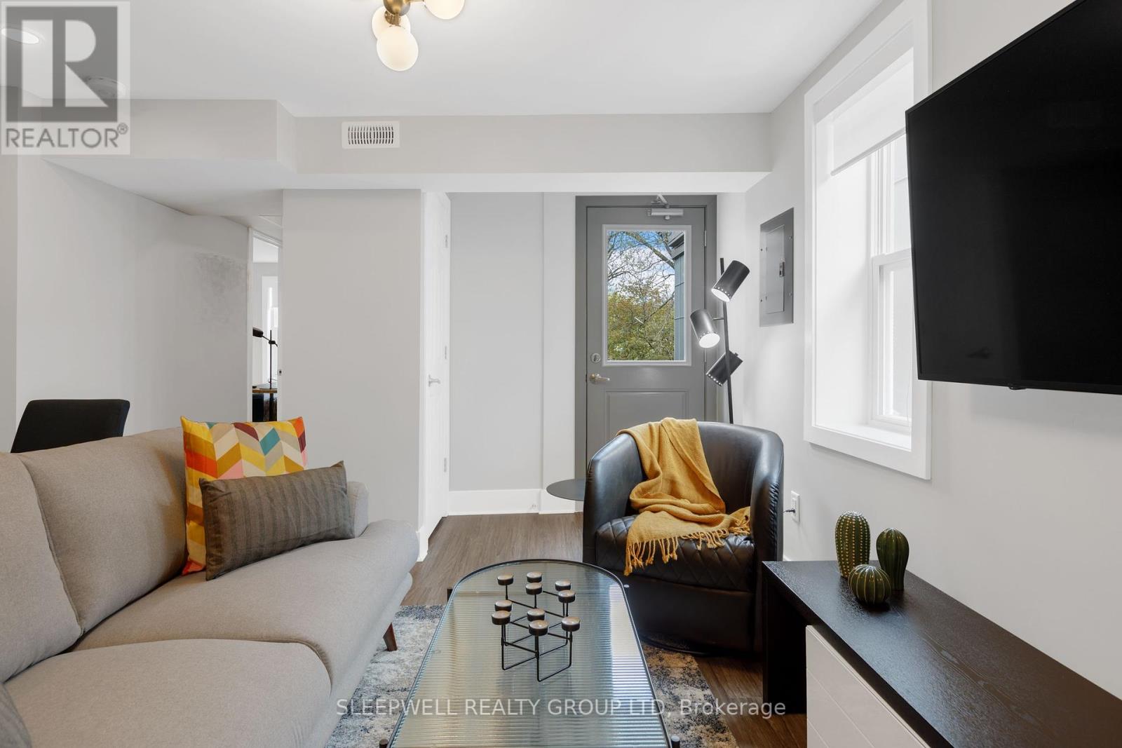 388-390 Chapel Street, Ottawa, Ontario  K1N 7Z6 - Photo 35 - X12401623