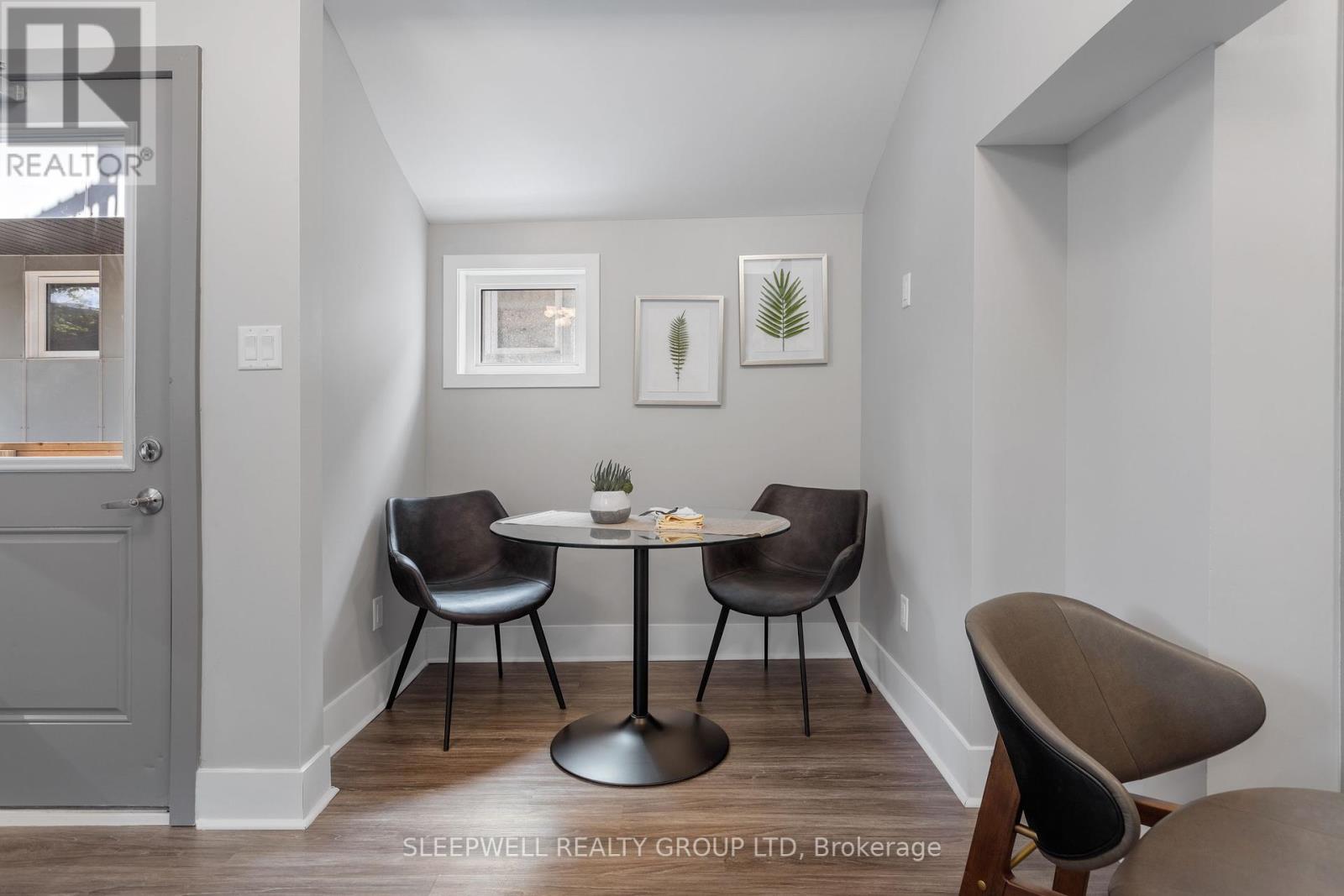 388-390 Chapel Street, Ottawa, Ontario  K1N 7Z6 - Photo 6 - X12401623
