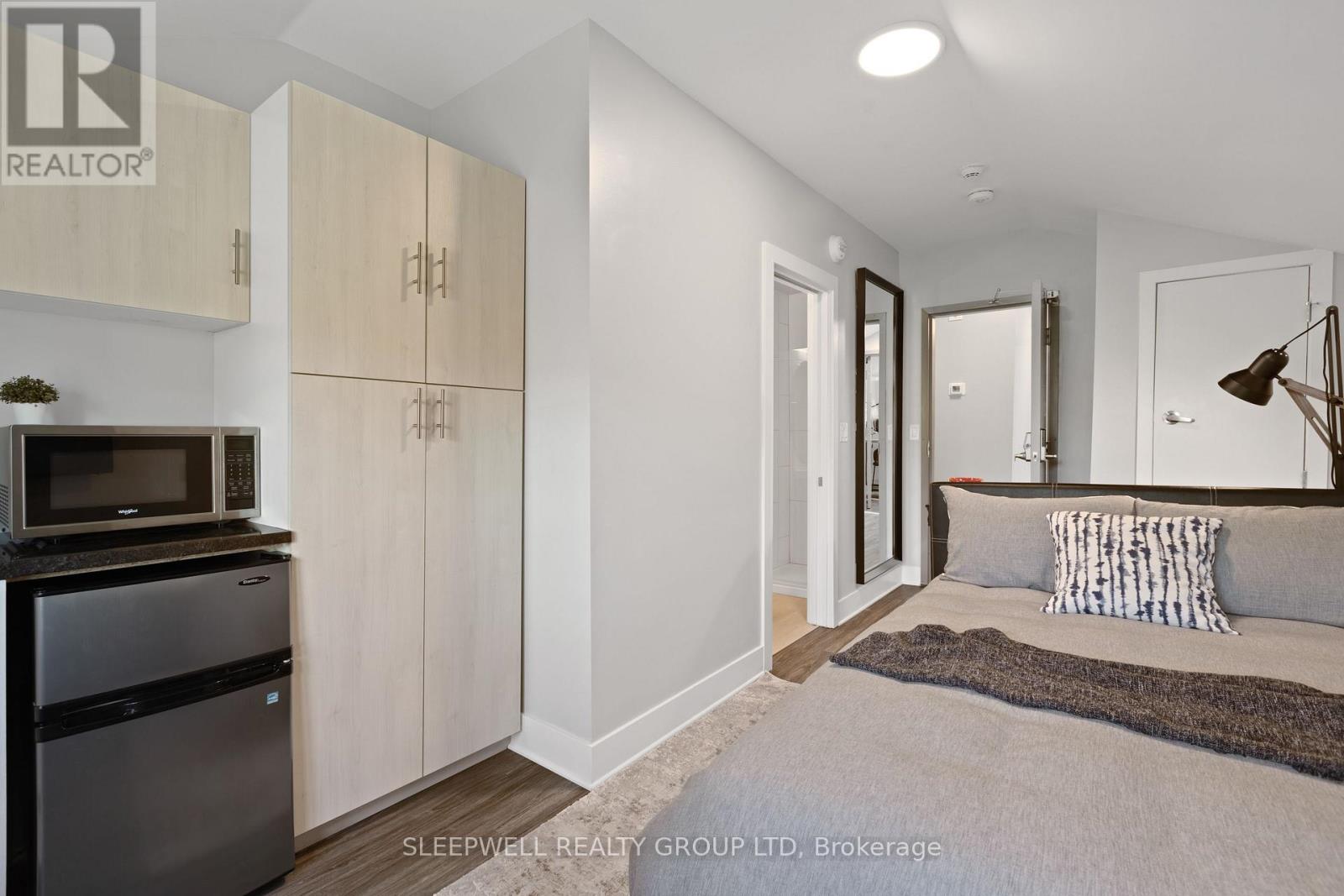 68 Sweetland Avenue, Ottawa, Ontario  K1N 7T8 - Photo 31 - X12401650