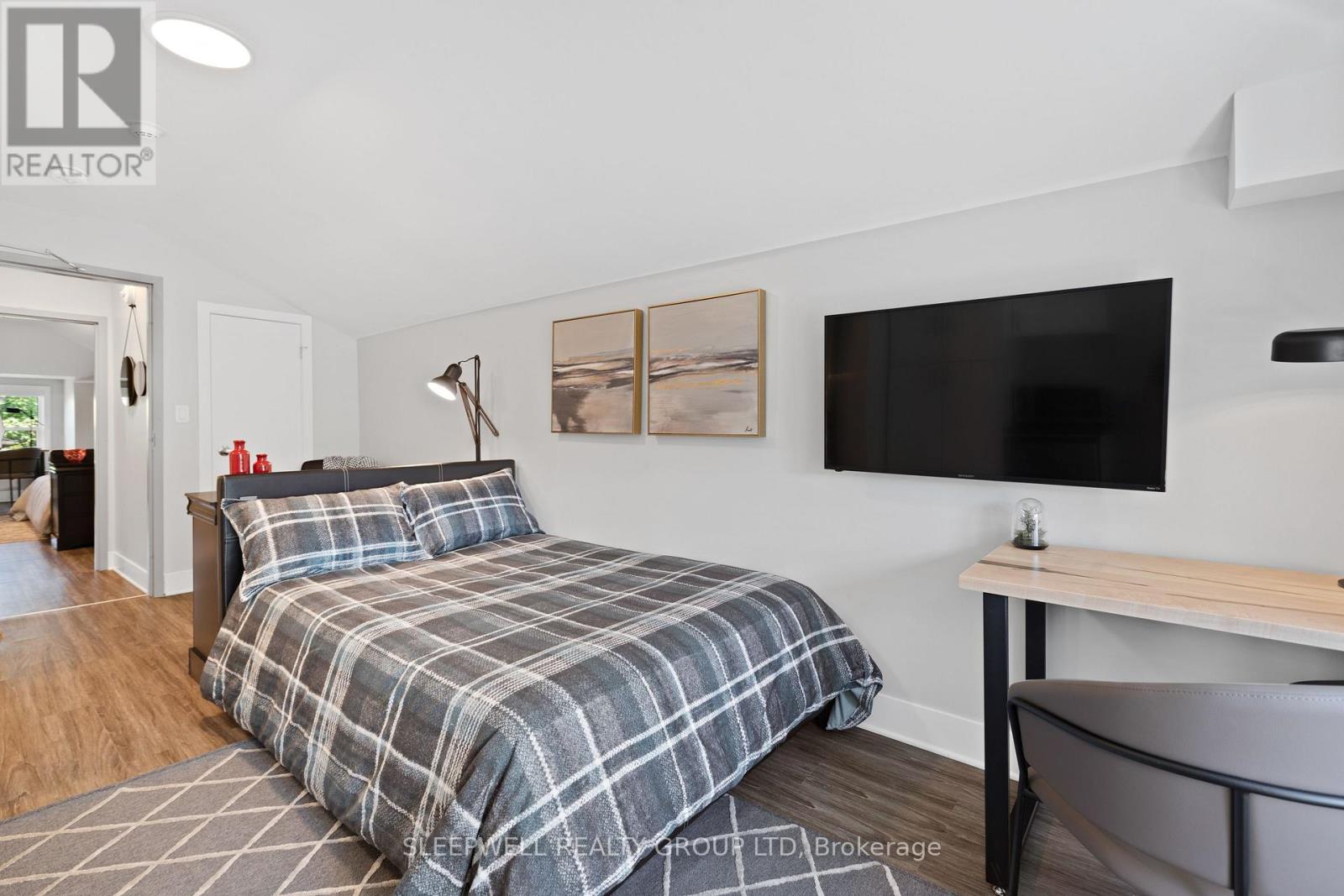 68 Sweetland Avenue, Ottawa, Ontario  K1N 7T8 - Photo 36 - X12401650