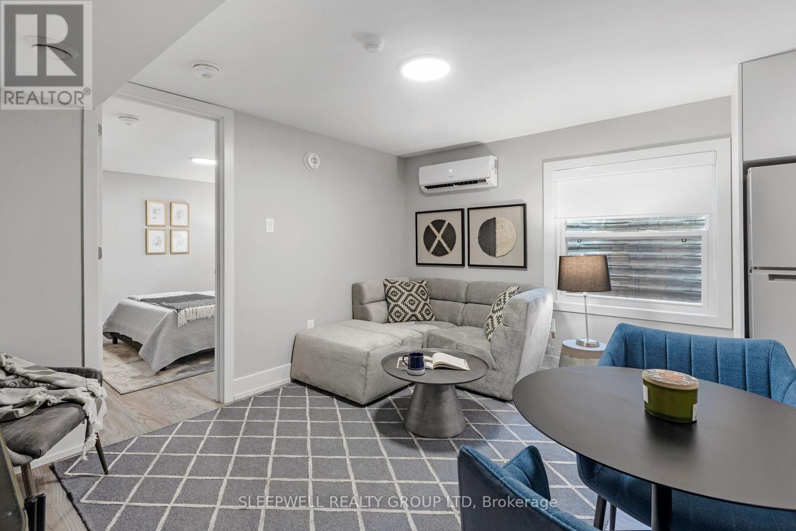 46 Nelson Street, Ottawa, Ontario  K1N 7R2 - Photo 2 - X12401654