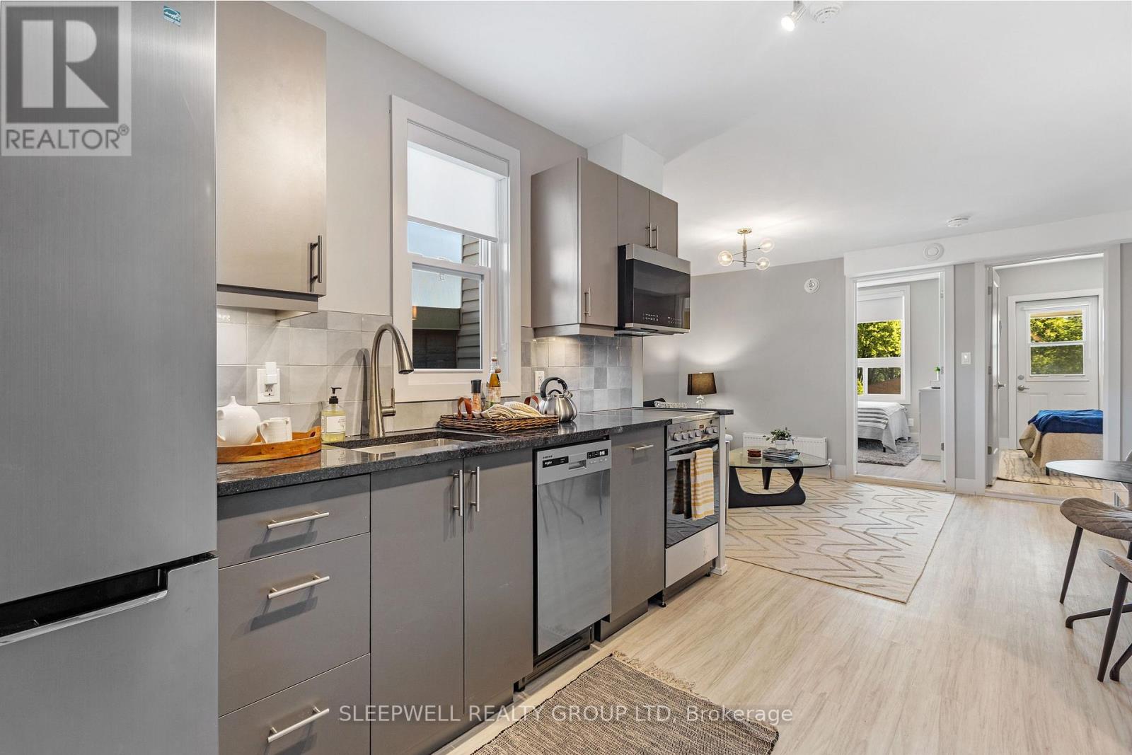 46 Nelson Street, Ottawa, Ontario  K1N 7R2 - Photo 49 - X12401654