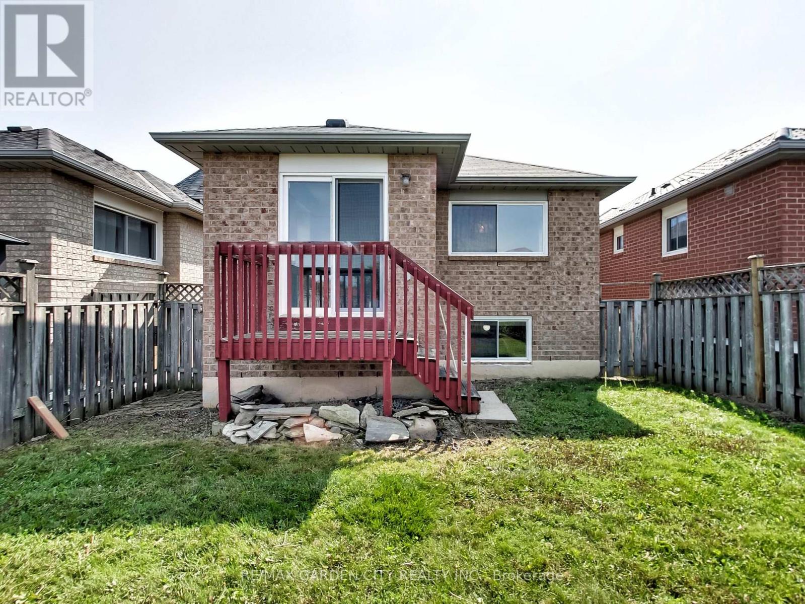 15 Carabram Court, Brampton (Brampton West), Ontario  L6M 4M2 - Photo 33 - W12401607
