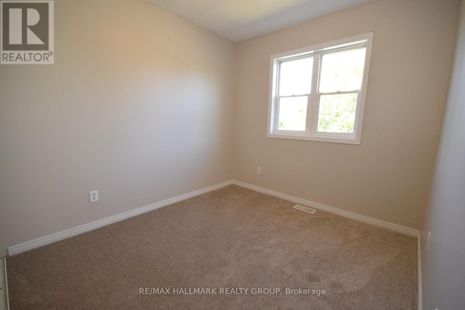 119 Topham Terrace, Ottawa, Ontario  K4A 5B8 - Photo 14 - X12400338