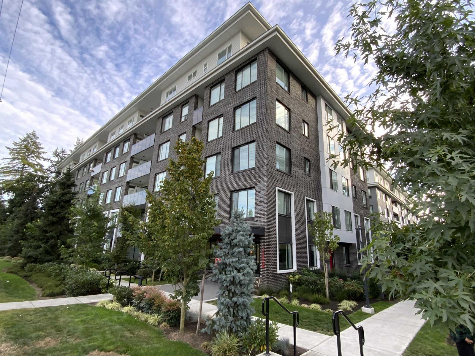 307 15858 Fraser Highway, Surrey, British Columbia  V4N 6X4 - Photo 1 - R3045297