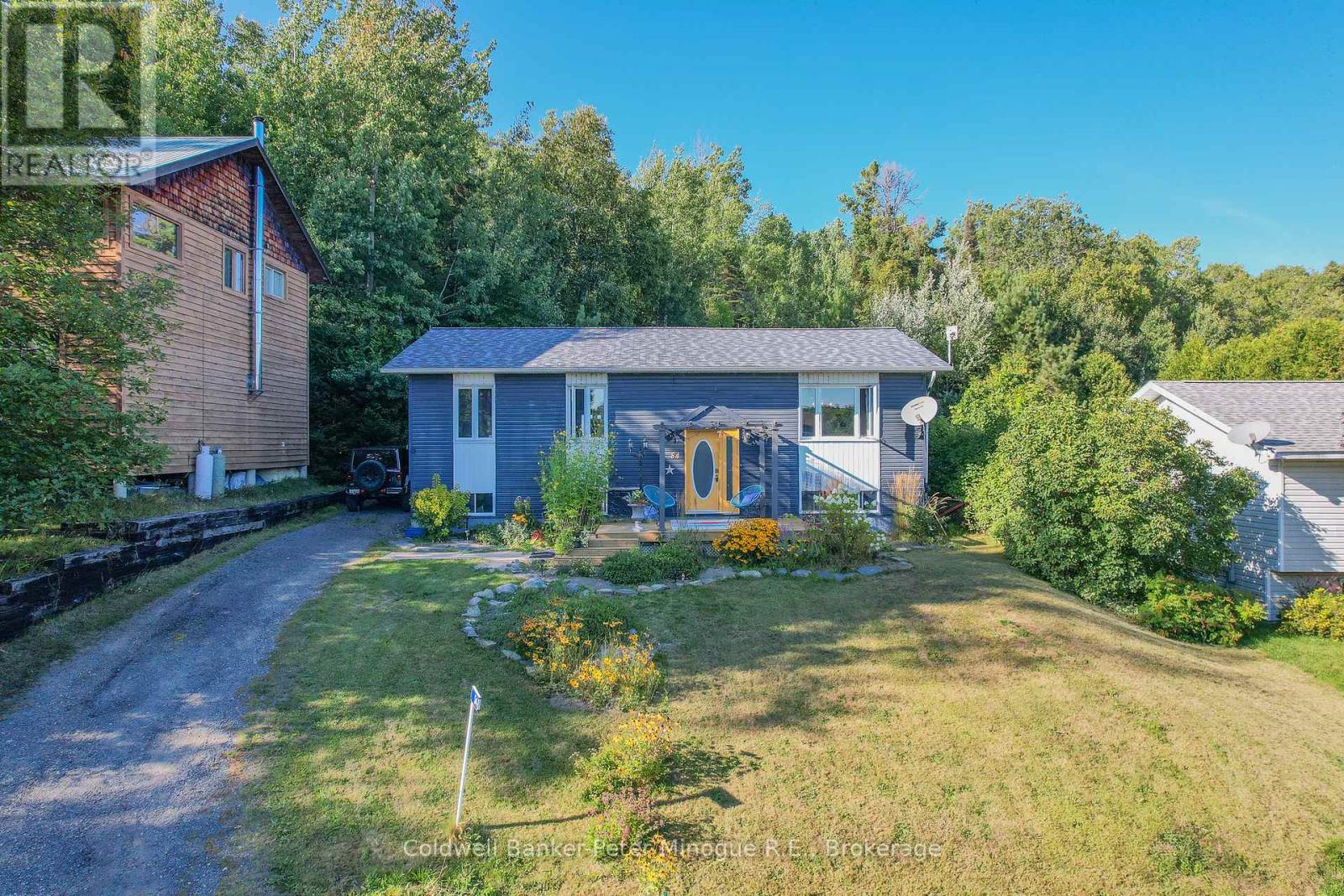 54 Lakeshore Drive, Temagami, Ontario  P0H 2H0 - Photo 4 - X12400967
