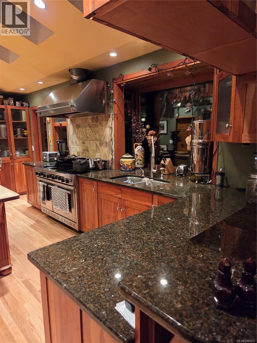 3744 Gibbins Rd, Duncan, British Columbia  V9L 6E8 - Photo 18 - 1004537