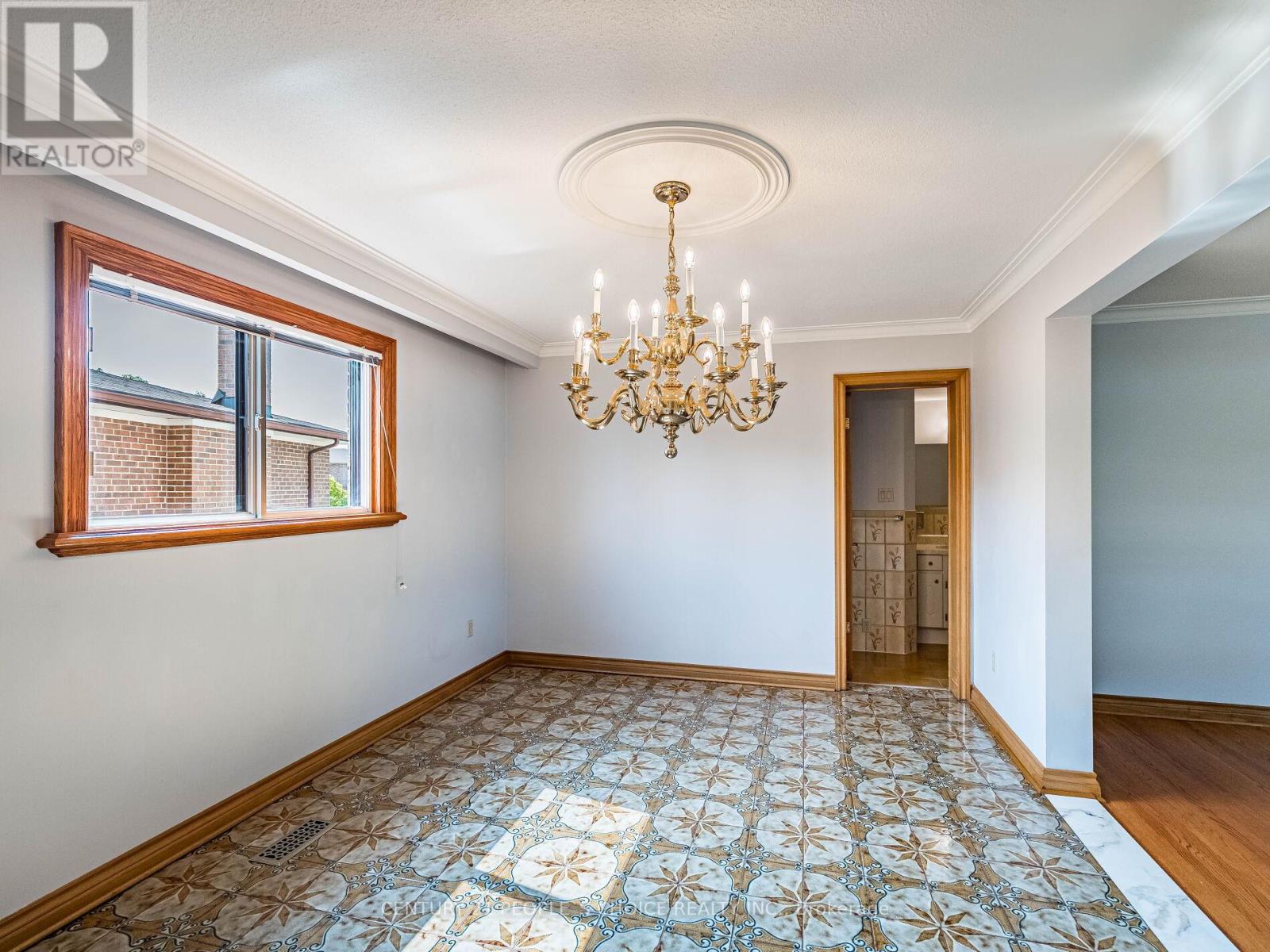 110 Houston Road, Vaughan, Ontario  L4L 1V3 - Photo 10 - N12401615