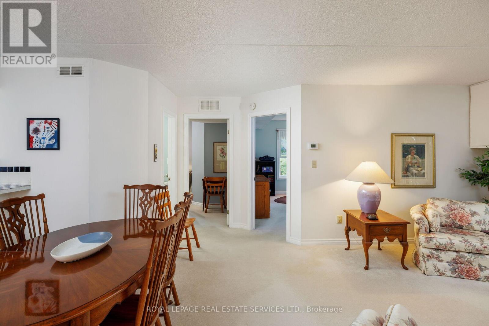 211 - 2040 Cleaver Avenue, Burlington, Ontario  L7M 4C4 - Photo 16 - W12401621
