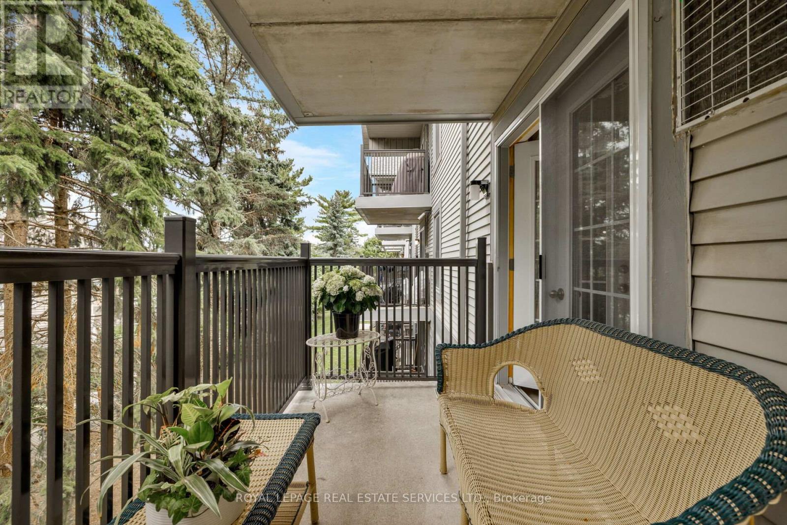 211 - 2040 Cleaver Avenue, Burlington, Ontario  L7M 4C4 - Photo 28 - W12401621