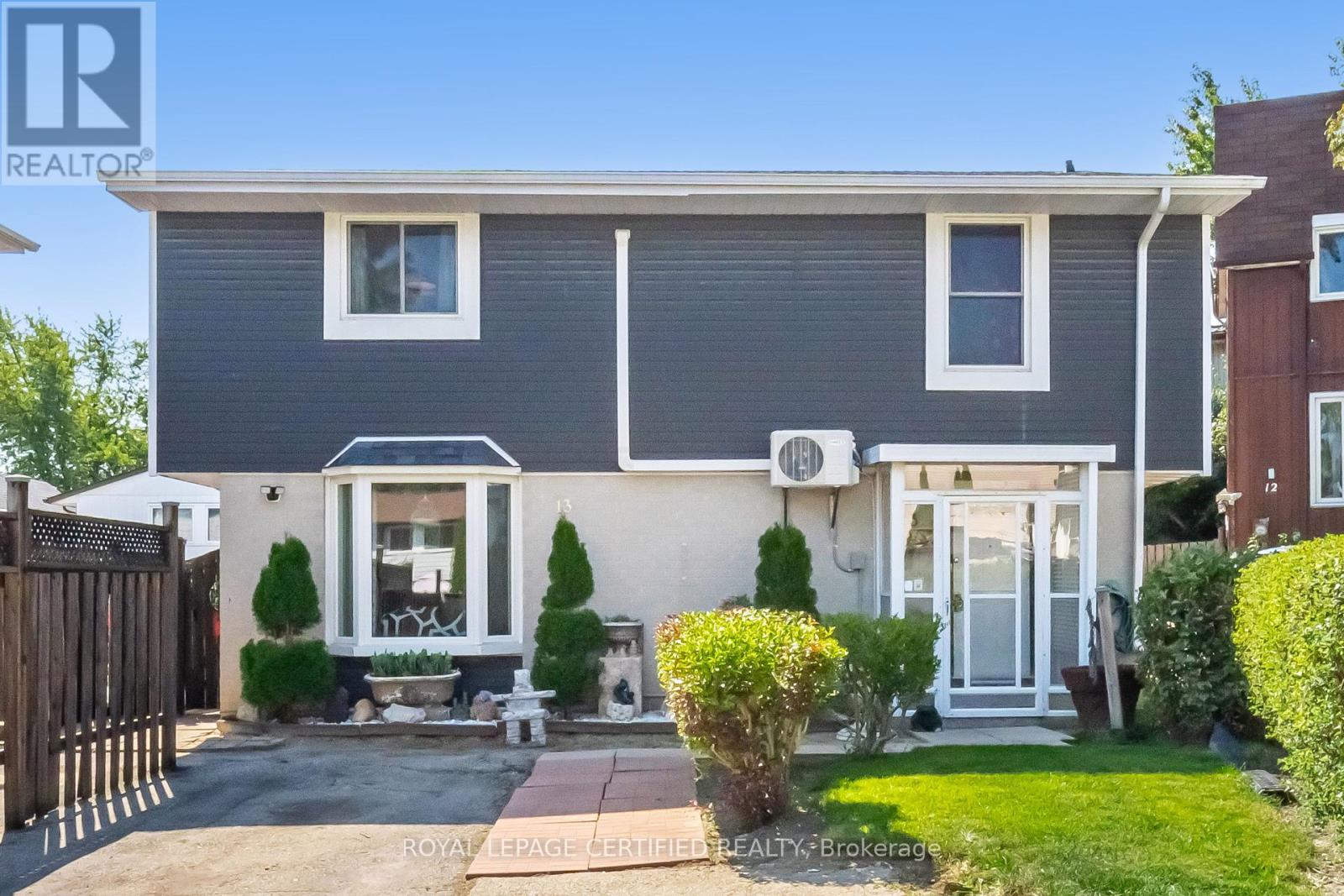 13 Hilldowntree Trail, Brampton, Ontario  L6S 1P7 - Photo 1 - W12401627