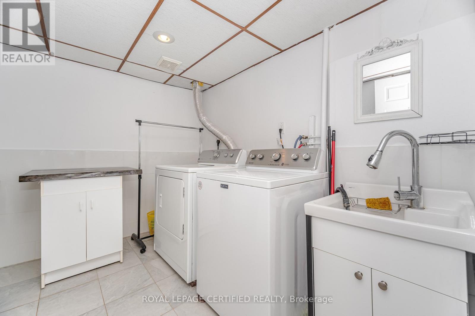 13 Hilldowntree Trail, Brampton, Ontario  L6S 1P7 - Photo 34 - W12401627