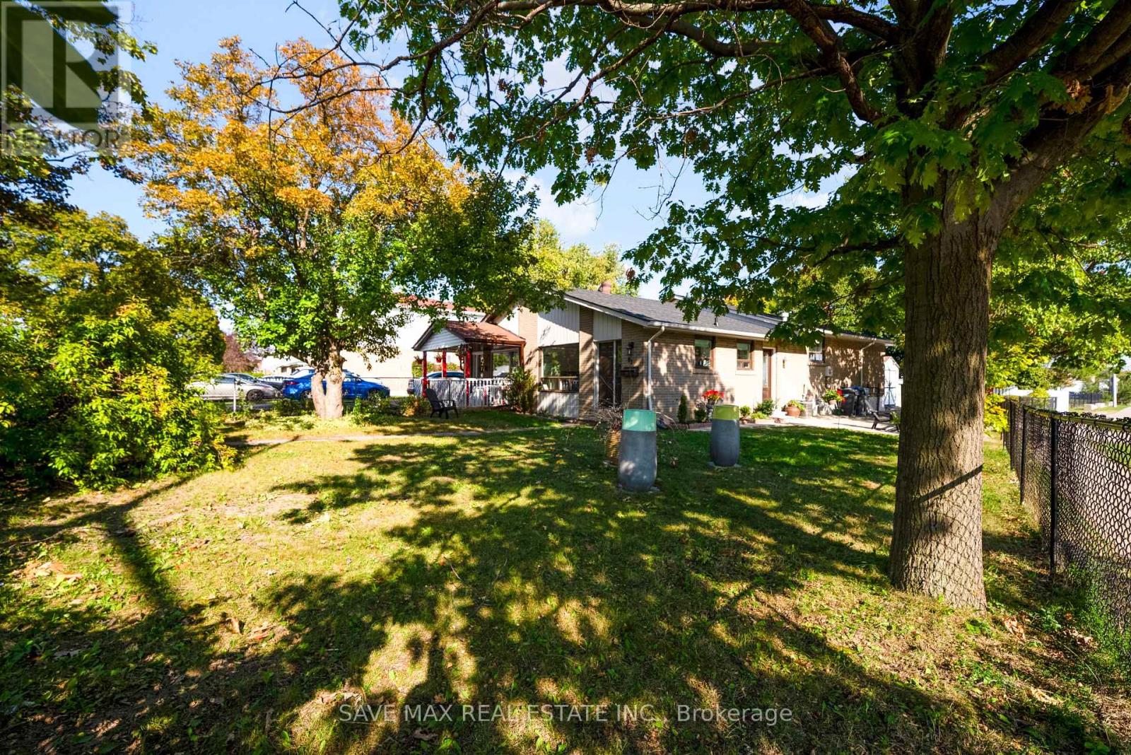 93 Archdekin Drive, Brampton, Ontario  L6V 1Y8 - Photo 47 - W12401651