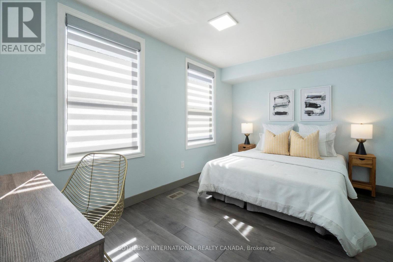 30 Michael Power Place, Toronto (Islington-City Centre West), Ontario  M9A 5G9 - Photo 17 - W12401657