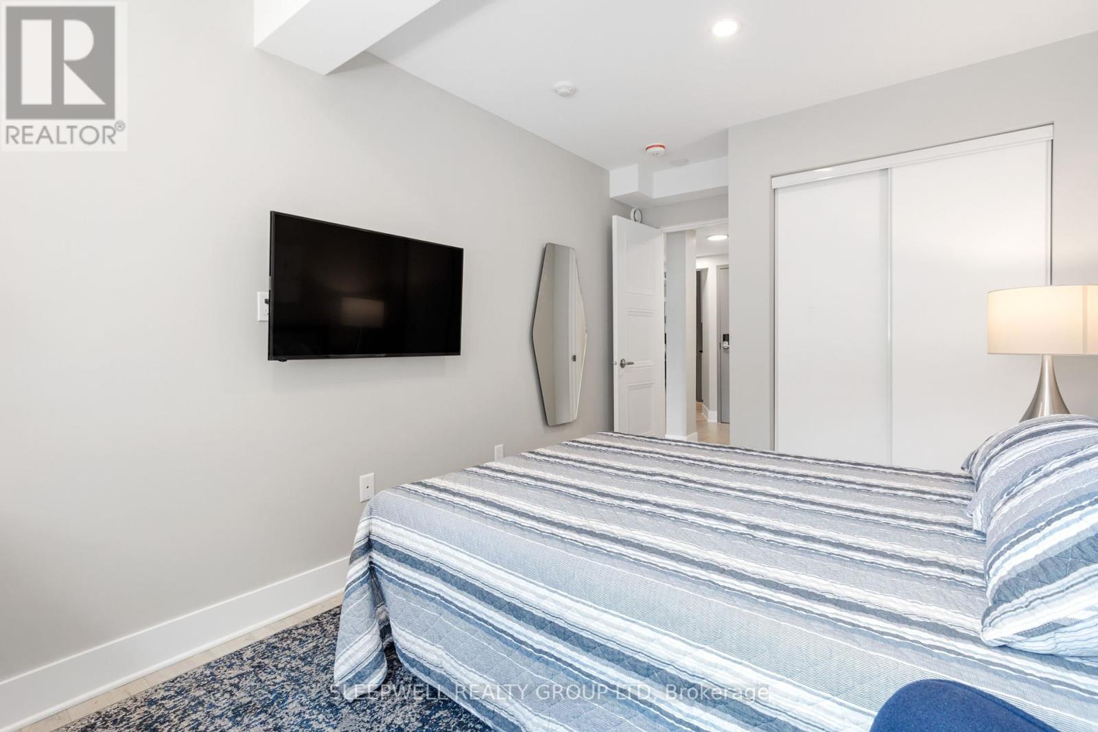 238 Carruthers Avenue, Ottawa, Ontario  K1Y 1N9 - Photo 16 - X12401668