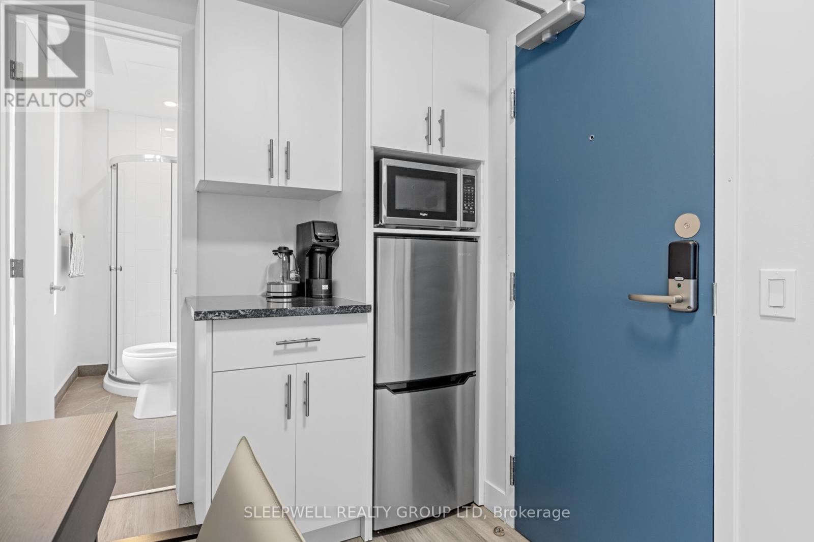 255 Somerset Street E, Ottawa, Ontario  K1N 6V5 - Photo 15 - X12401676