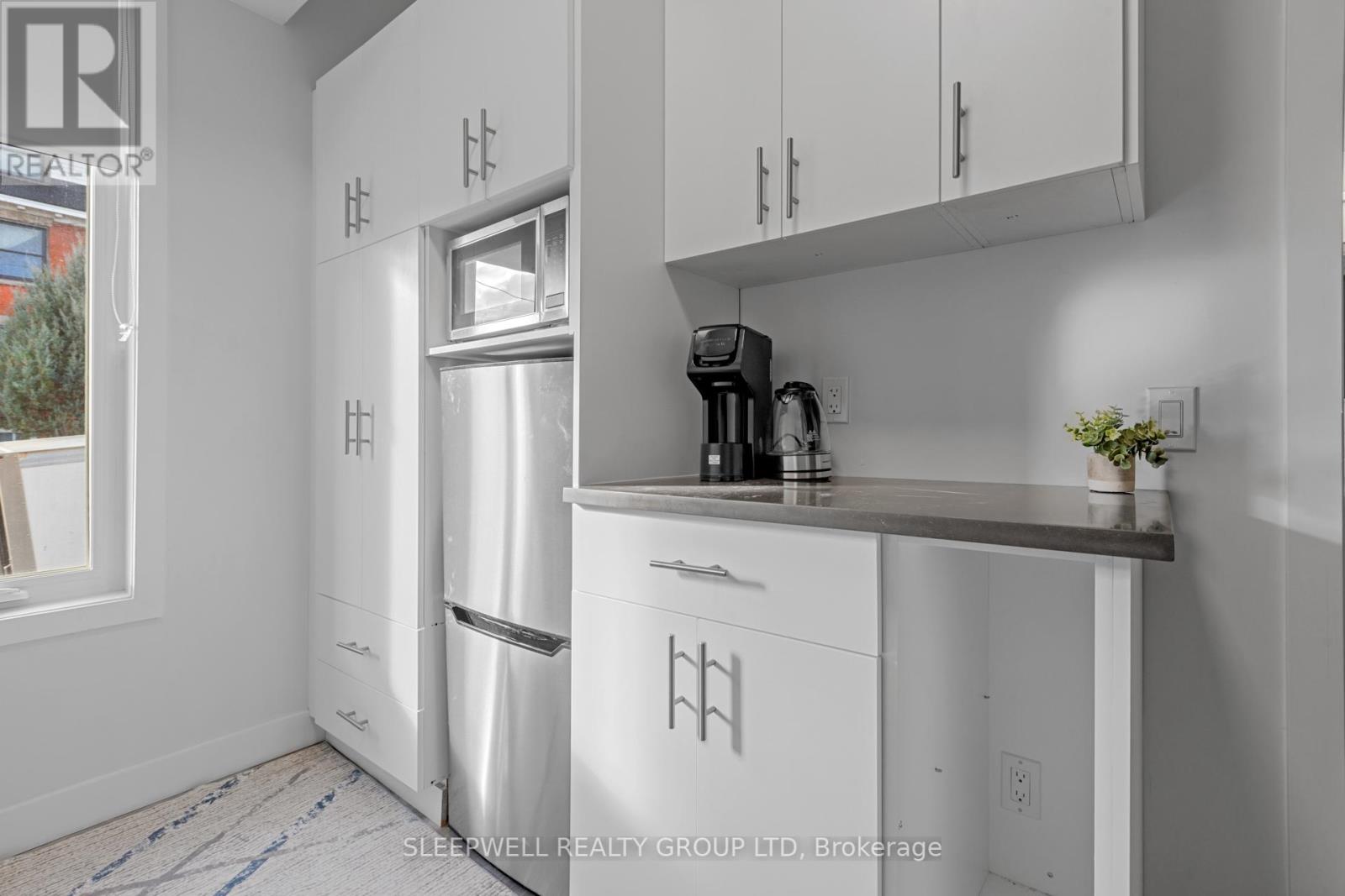 255 Somerset Street E, Ottawa, Ontario  K1N 6V5 - Photo 30 - X12401676