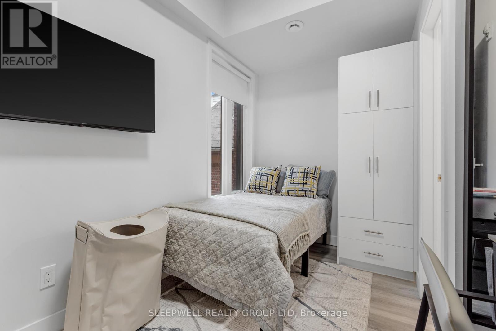 255 Somerset Street E, Ottawa, Ontario  K1N 6V5 - Photo 40 - X12401676