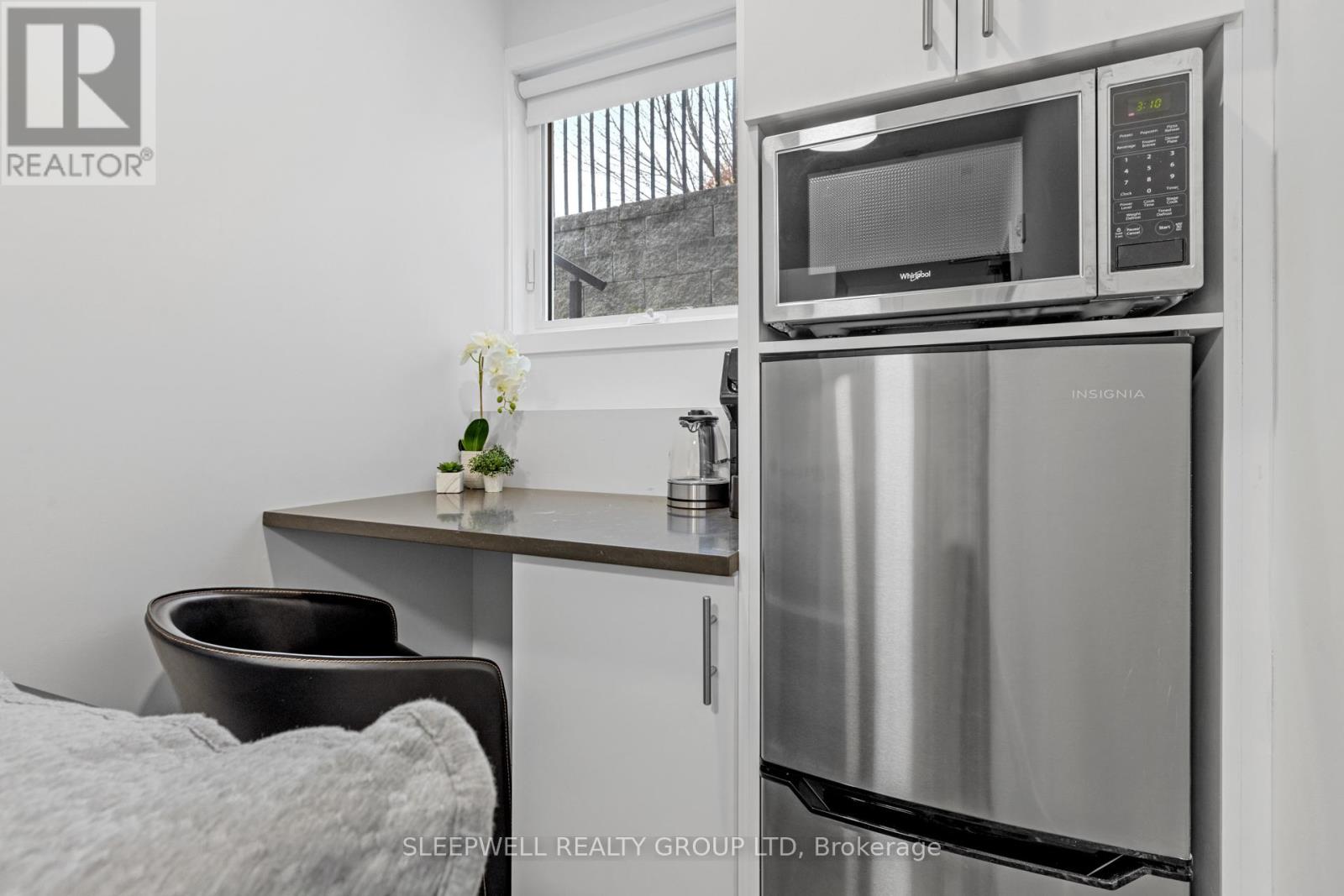 255 Somerset Street E, Ottawa, Ontario  K1N 6V5 - Photo 48 - X12401676