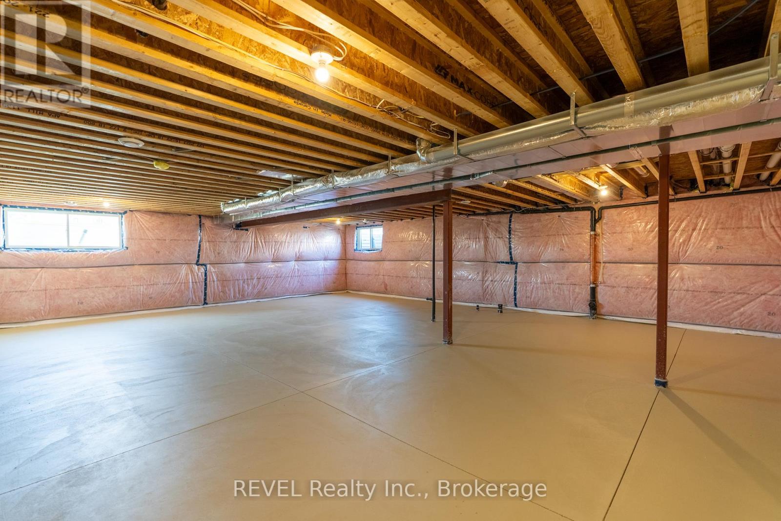 70e Seneca Drive, Fort Erie, Ontario  L2A 1C2 - Photo 31 - X12401661