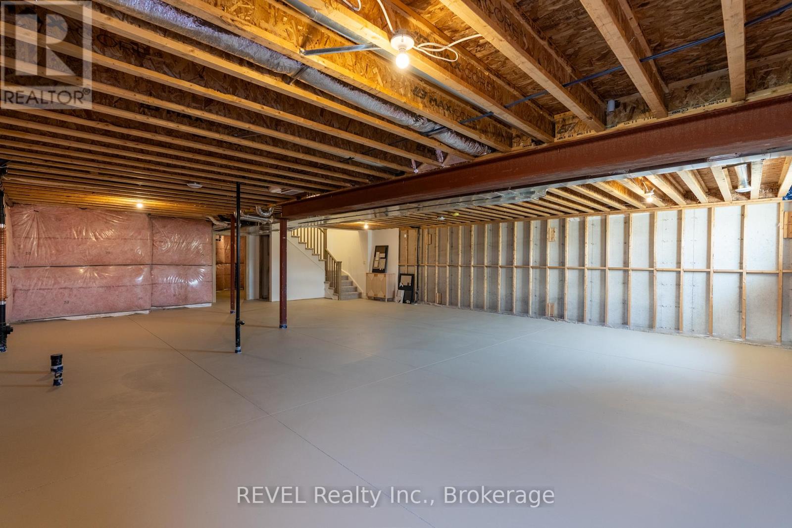 70e Seneca Drive, Fort Erie, Ontario  L2A 1C2 - Photo 32 - X12401661