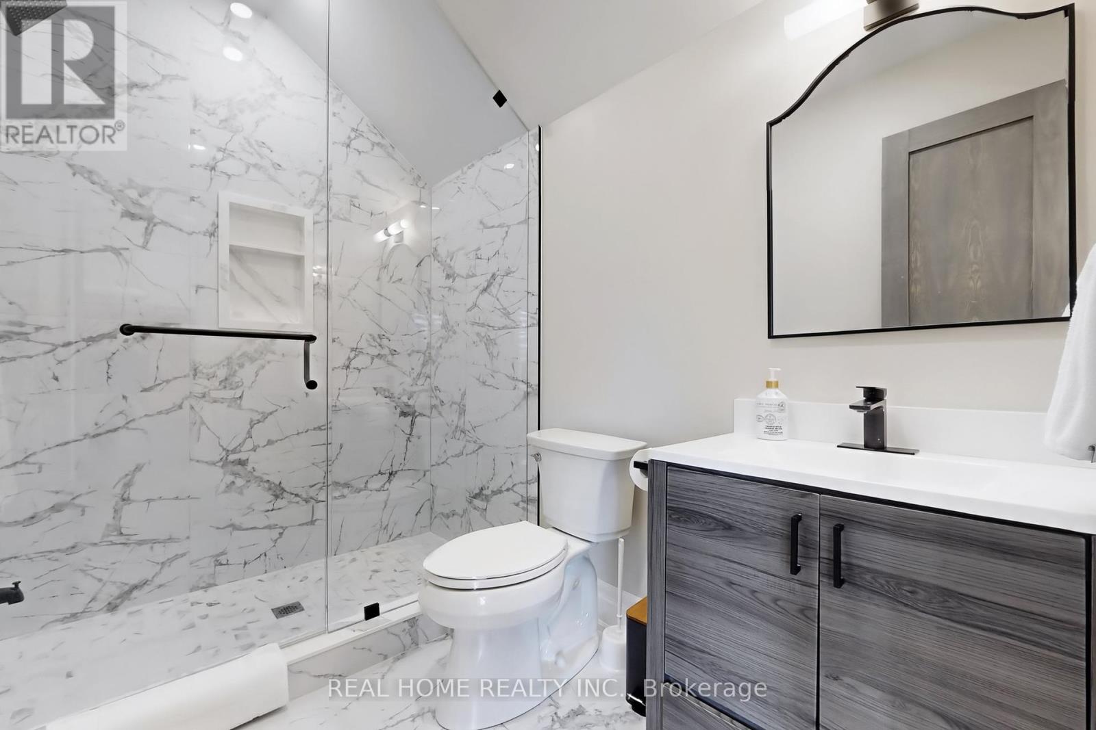 8 Knowles Crescent, Seguin, Ontario  P0C 1J0 - Photo 19 - X12401628