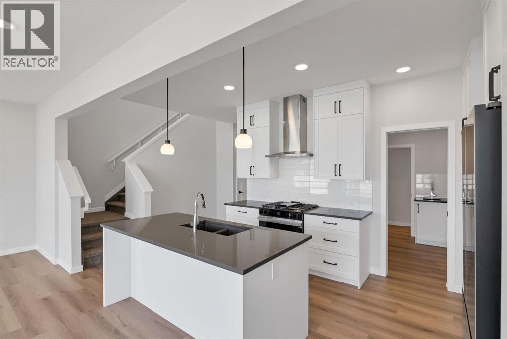 Property at 4067 Sawgrass Street NW image 4