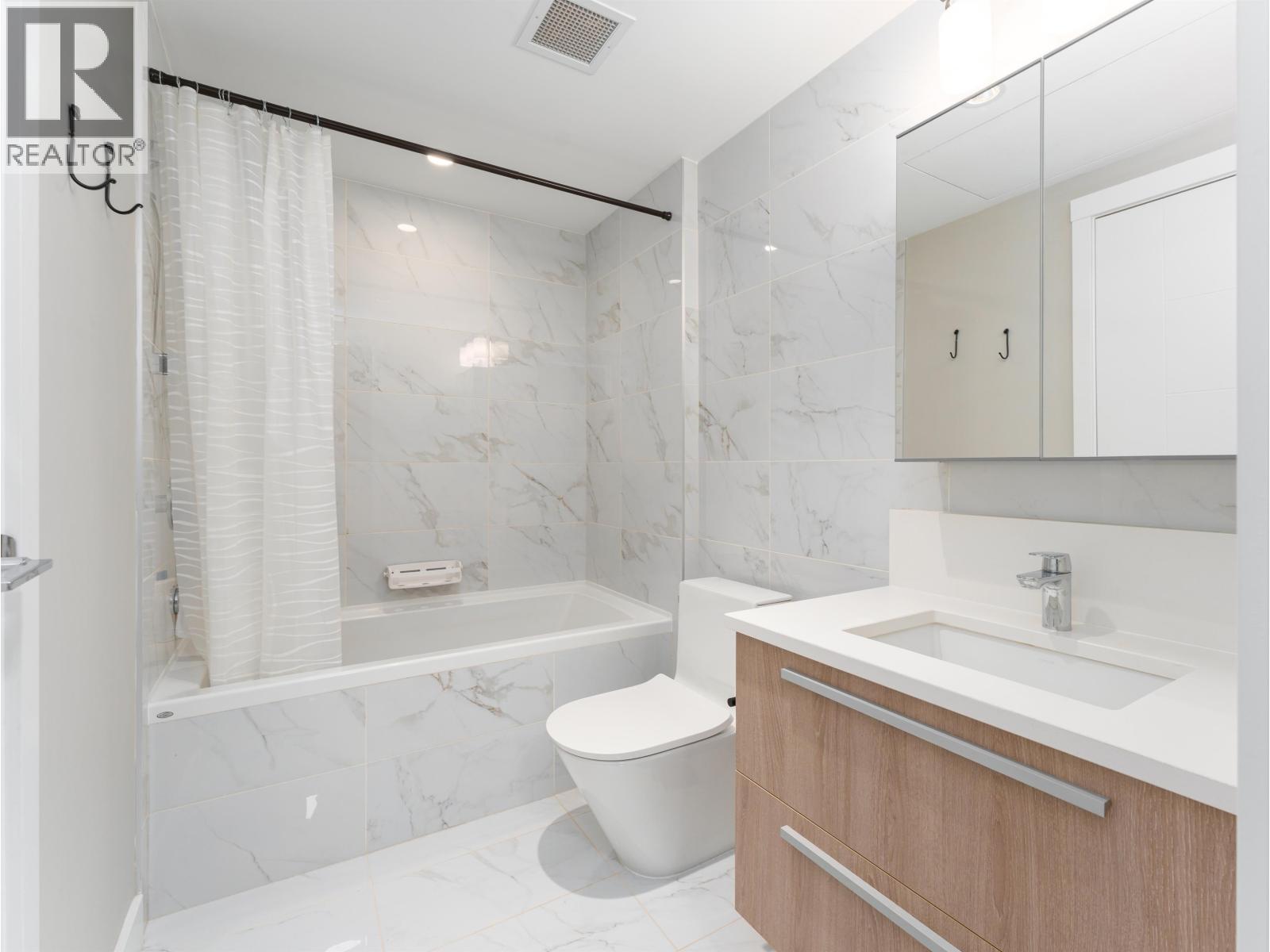 101 2738 Library Lane, North Vancouver, British Columbia  V7J 0B3 - Photo 24 - R3047411