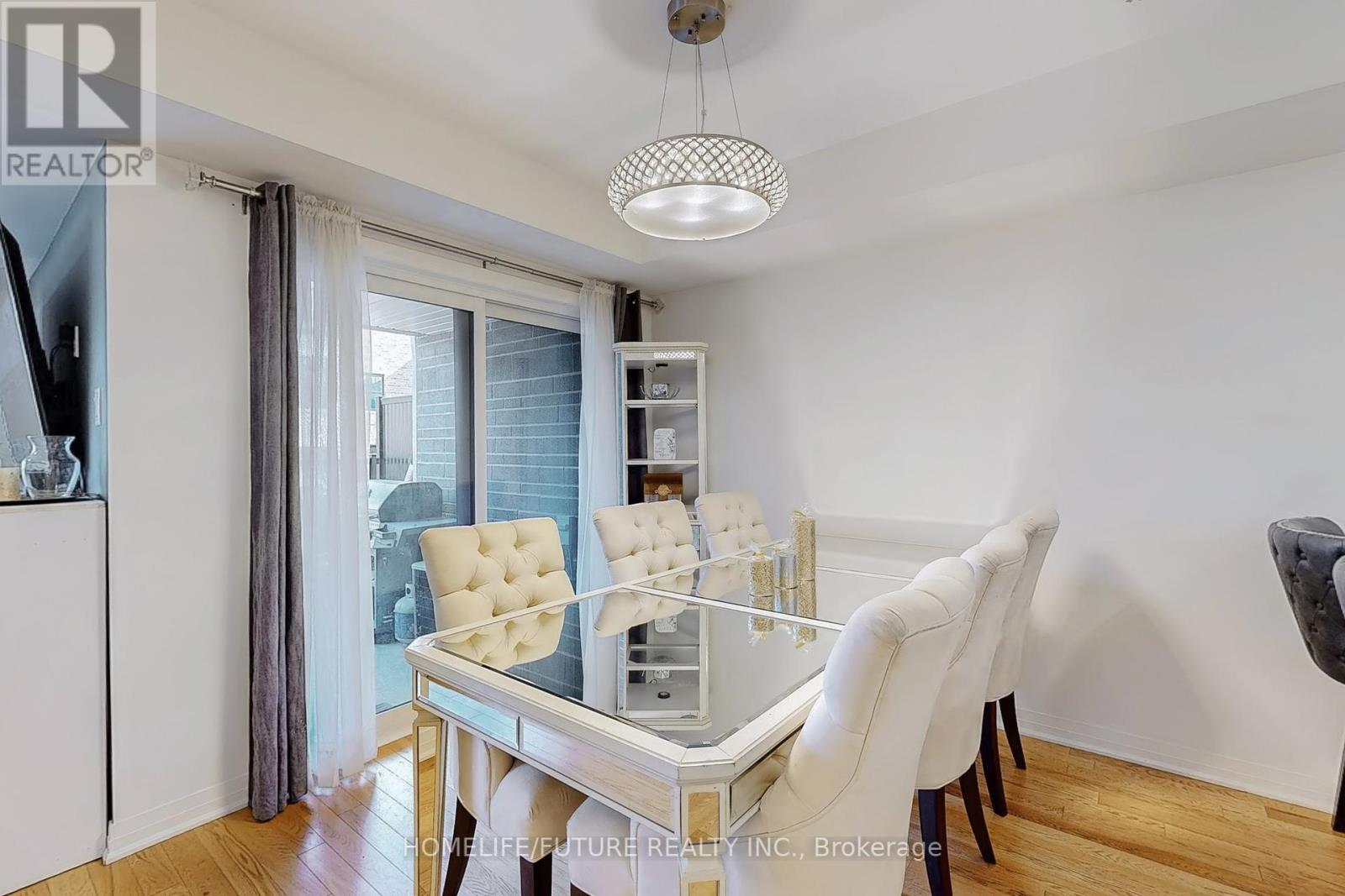 224 Lord Elgin Lane, Clarington, Ontario  L1C 7E8 - Photo 11 - E12401665