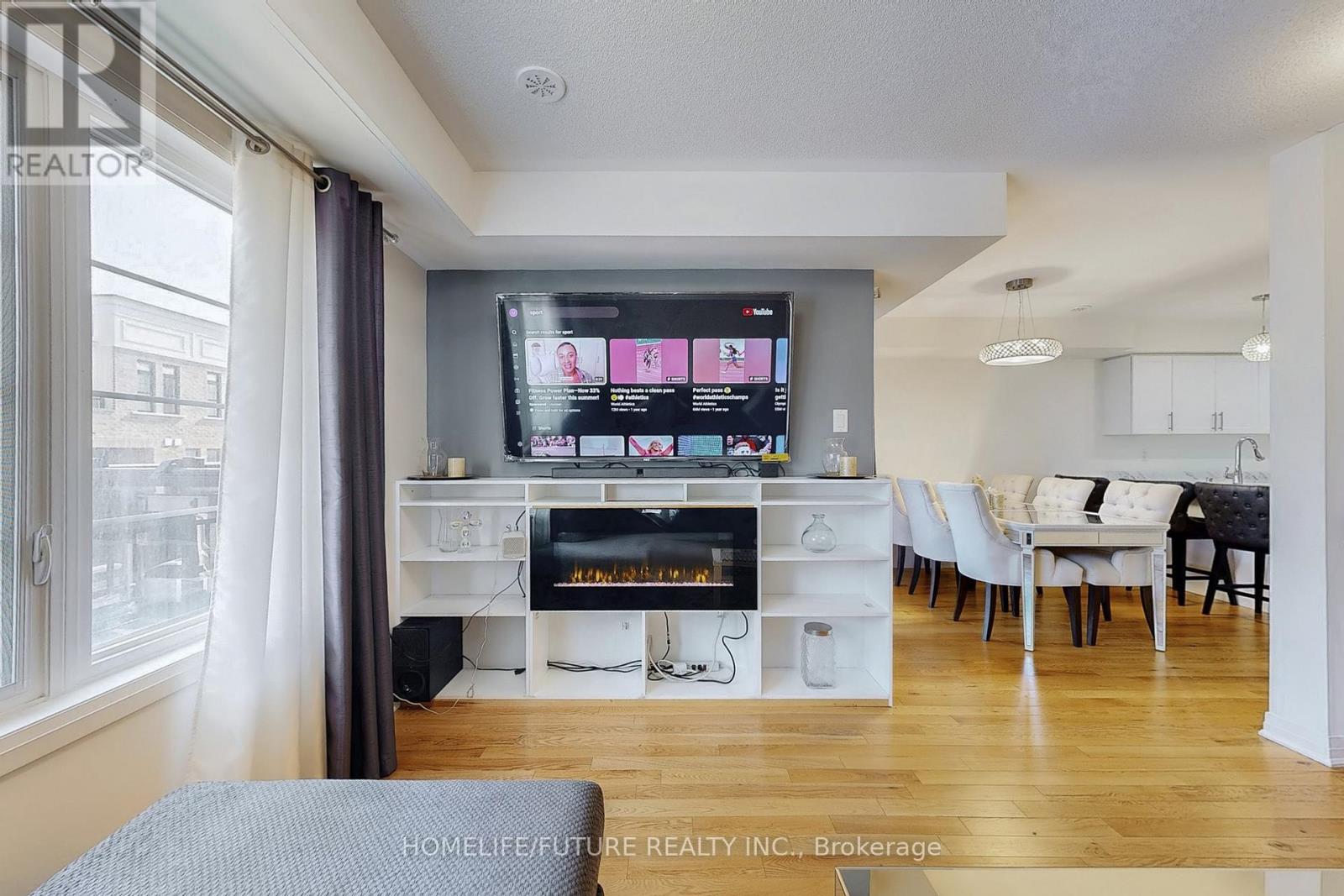 224 Lord Elgin Lane, Clarington, Ontario  L1C 7E8 - Photo 9 - E12401665