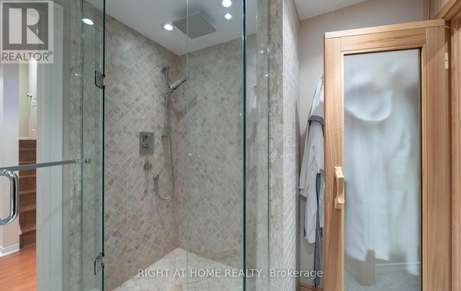 84 Verdi Road, Richmond Hill, Ontario  L4E 4P6 - Photo 18 - N12395854